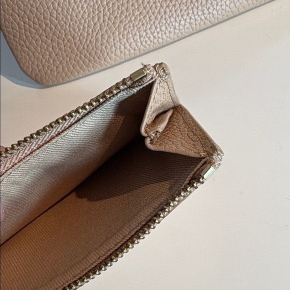 Oroton blush Leather Eve medium pouch Wristlet and Card Holder - Picture 12 of 14